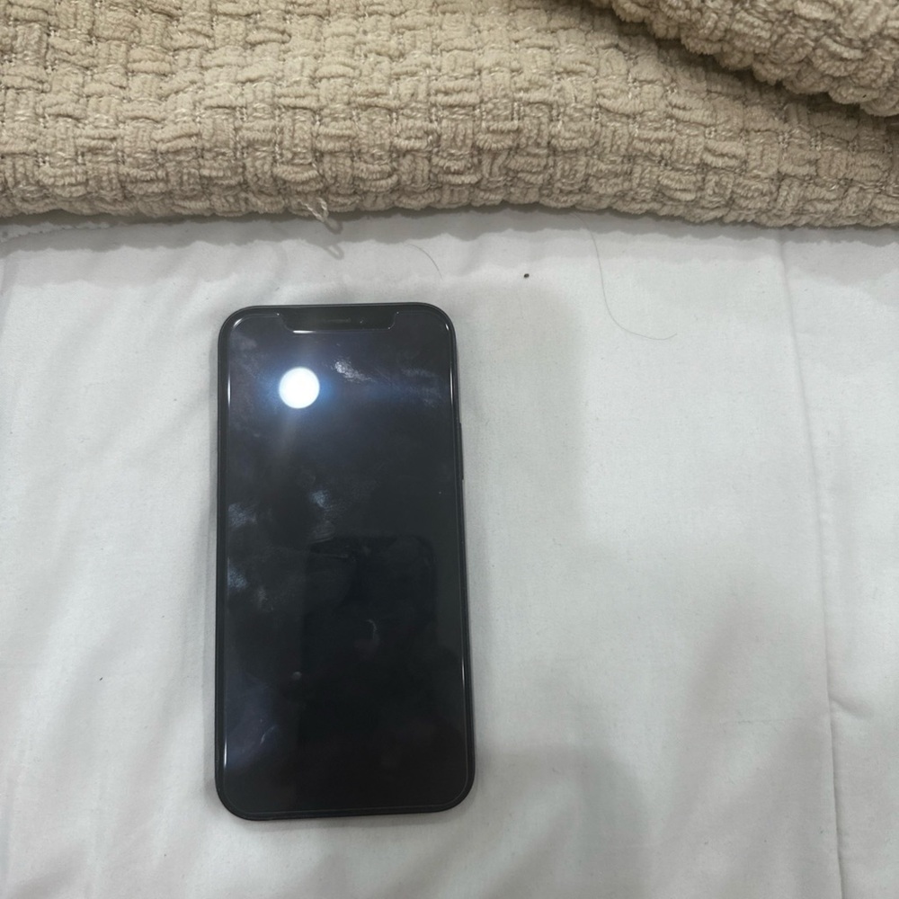 Apple iPhone in Black